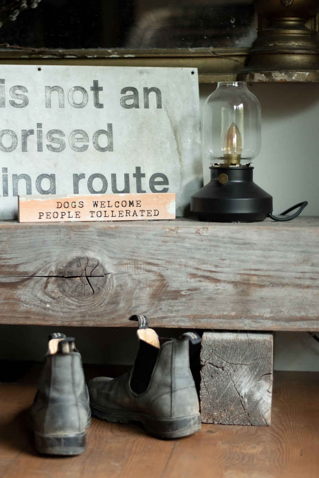 Timber Bit - Large - Dogs welcome - Cedar Mountain Studios